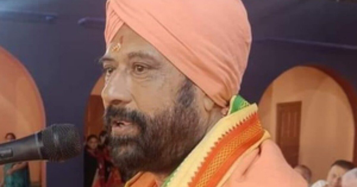 ममता बनर्जी को भारी पड़ेगा BSS पर बयान? कार्तिक महाराज ने भेजा कानूनी नोटिस ममता बनर्जी को भारी पड़ेगा BSS पर बयान? कार्तिक महाराज ने भेजा कानूनी नोटिस