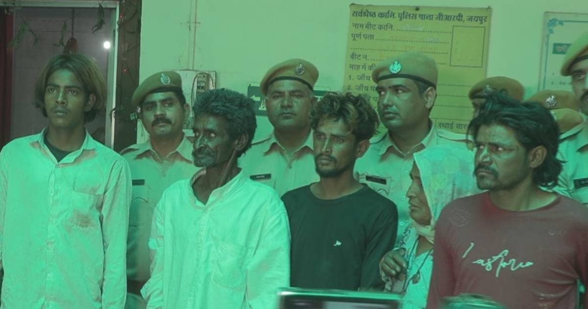 पलक झपकते ही बच्चा चुरा लेती है यह गैंग, फिर मदारी के खेल में जमूरा बनाते हैं