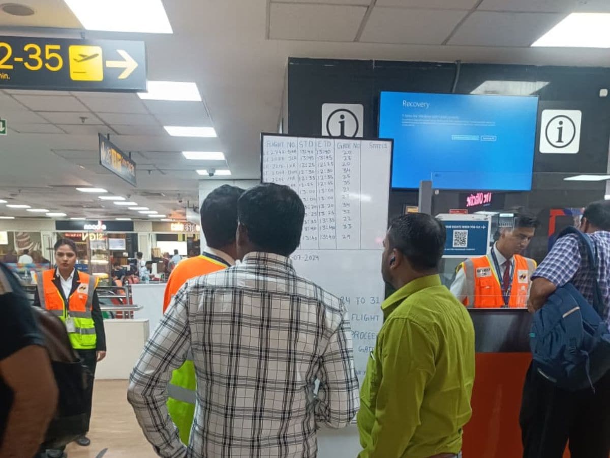 एकाएक ठप हुआ माइक्रोसॉफ्ट का सर्वर, दुनियाभर में सब जगह हो रही परेशानी एकाएक ठप हुआ माइक्रोसॉफ्ट का सर्वर, दुनियाभर में सब जगह हो रही परेशानी