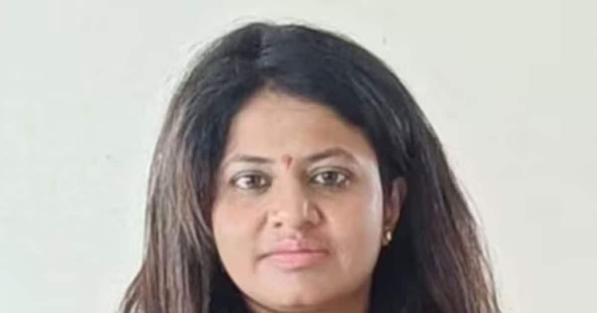 IAS Puja Khedkar: आईएएस पूजा खेडेकर को आंखों की ये बीमारी, डिप्रेशन की भी श‍िकार, मेडिकल रिपोर्ट में दावा