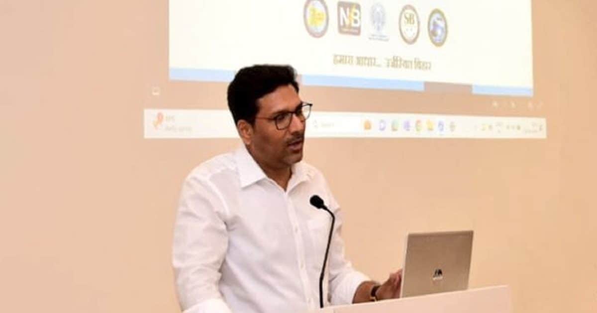 नाम तो खूब कमाया पर इन गंभीर मामलों में ‘बदनाम’ भी रहे हैं आईएएस संजीव हंस