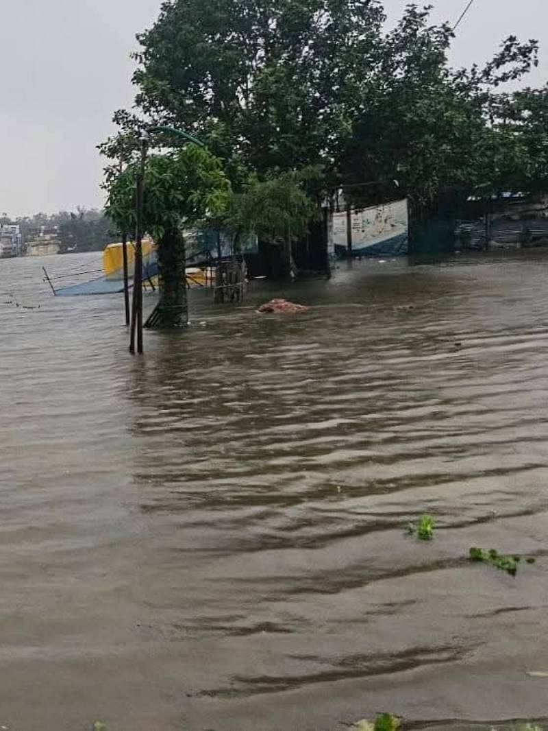भारी बारिश के चलते बुंदेलखंड के पन्ना और छतरपुर में दिखा तबाही का मंजर भारी बारिश के चलते बुंदेलखंड के पन्ना और छतरपुर में दिखा तबाही का मंजर