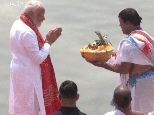 वाराणसी में मोदी का नामांकन आज: गंगा पूजन किया, क्रूज से नमो घाट पहुंचे; अब काल भैरव के दर्शन करेंगे – Varanasi News वाराणसी में मोदी का नामांकन आज: गंगा पूजन किया, क्रूज से नमो घाट पहुंचे; अब काल भैरव के दर्शन करेंगे – Varanasi News
