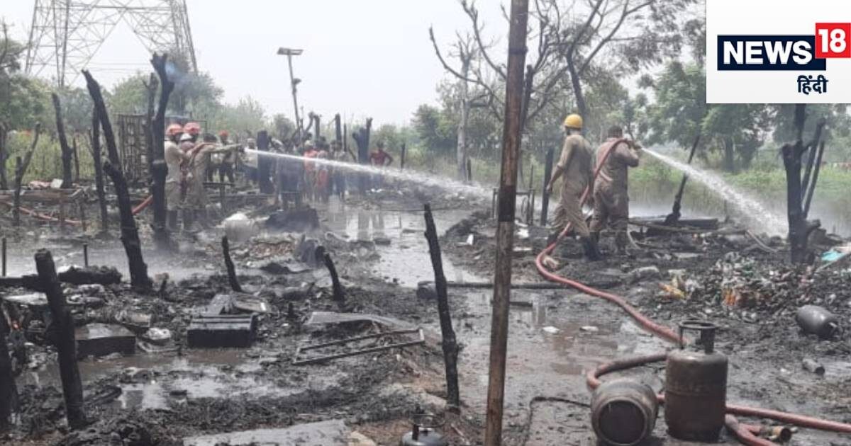 दिल्ली में ऊपर से बरस रहे गर्म गोले तो धरती पर भी आग का तांडव, 24 घंटे में हुआ ऐसा कि तोड़ दिए सब रिकॉर्ड दिल्ली में ऊपर से बरस रहे गर्म गोले तो धरती पर भी आग का तांडव, 24 घंटे में हुआ ऐसा कि तोड़ दिए सब रिकॉर्ड