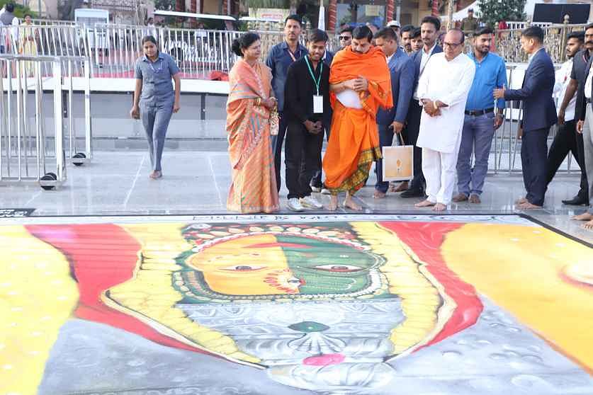 Ujjain News: महाशिवरात्रि महापर्व पर चार लाख से अधिक भक्तों ने किए महाकाल के दर्शन, आज यह भी रहा खास Ujjain News: महाशिवरात्रि महापर्व पर चार लाख से अधिक भक्तों ने किए महाकाल के दर्शन, आज यह भी रहा खास