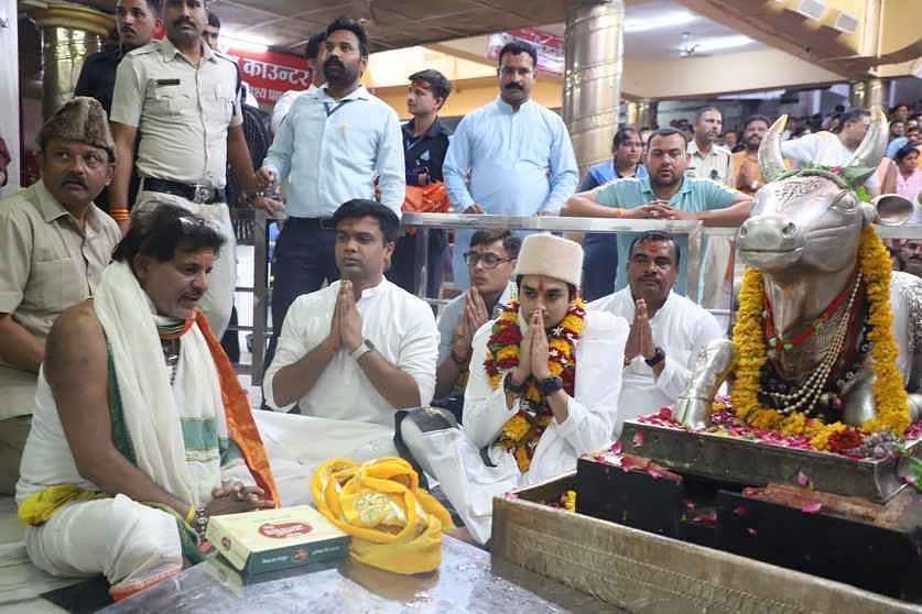 Ujjain News: महाकाल दर्शन कर बोले महाआर्यमान- आज से कुछ नया शुरू कर रहा हूं इसलिए बाबा का आशीष लेना जरूरी था