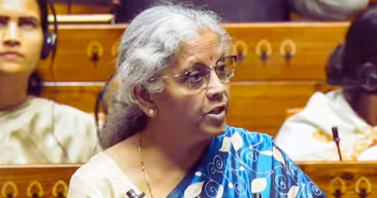 इनकम टैक्स स्लैब बदला या नहीं, क्या सस्ता-क्या महंगा, आपको बजट से मिला क्या इनकम टैक्स स्लैब बदला या नहीं, क्या सस्ता-क्या महंगा, आपको बजट से मिला क्या