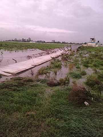 Rewa Weather: एयरपोर्ट की दीवार ढही, शहर पानी-पानी, SDRF की रेस्क्यू टीम सक्रिय; अफसरों-नेताओं ने लिया जायजा