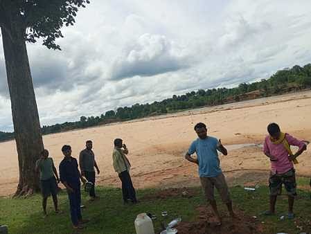 Sidhi News: गोपद नदी किनारे बोरे में मिली युवक की लाश, चार-पांच दिन पहले हत्या की आशंका, जांच शुरू