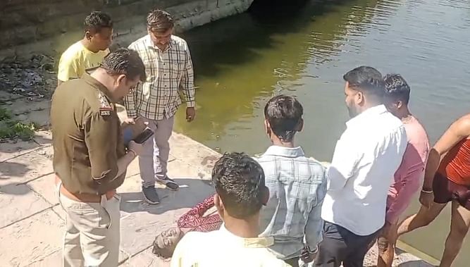 Sagar News: गढ़ाकोटा में नदी में उतराता मिला 17 वर्षीय किशोर का शव, पिछले चार दिन से लापता था