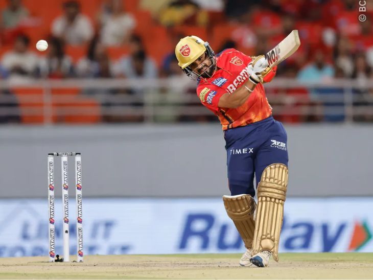 प्रभसिमरन 35 रन बनाकर आउट: गुजरात के मोहित शर्मा ने तोड़ी 50+ की ओपनिंग पार्टनरशिप; पावरप्ले में पंजाब 56/1