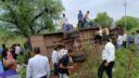 Satna News: सतना-चित्रकूट स्टेट हाईवे पर पलटी तेज रफ्तार बस, दर्जन भर यात्री घायल