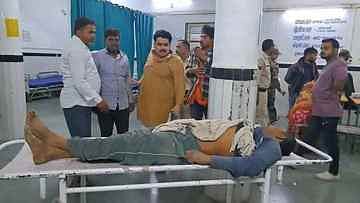 Chhatarpur News: महाराजपुर में युवक की गोली मारकर हत्या, छह घायल; चबूतरे को लेकर हुआ था विवाद